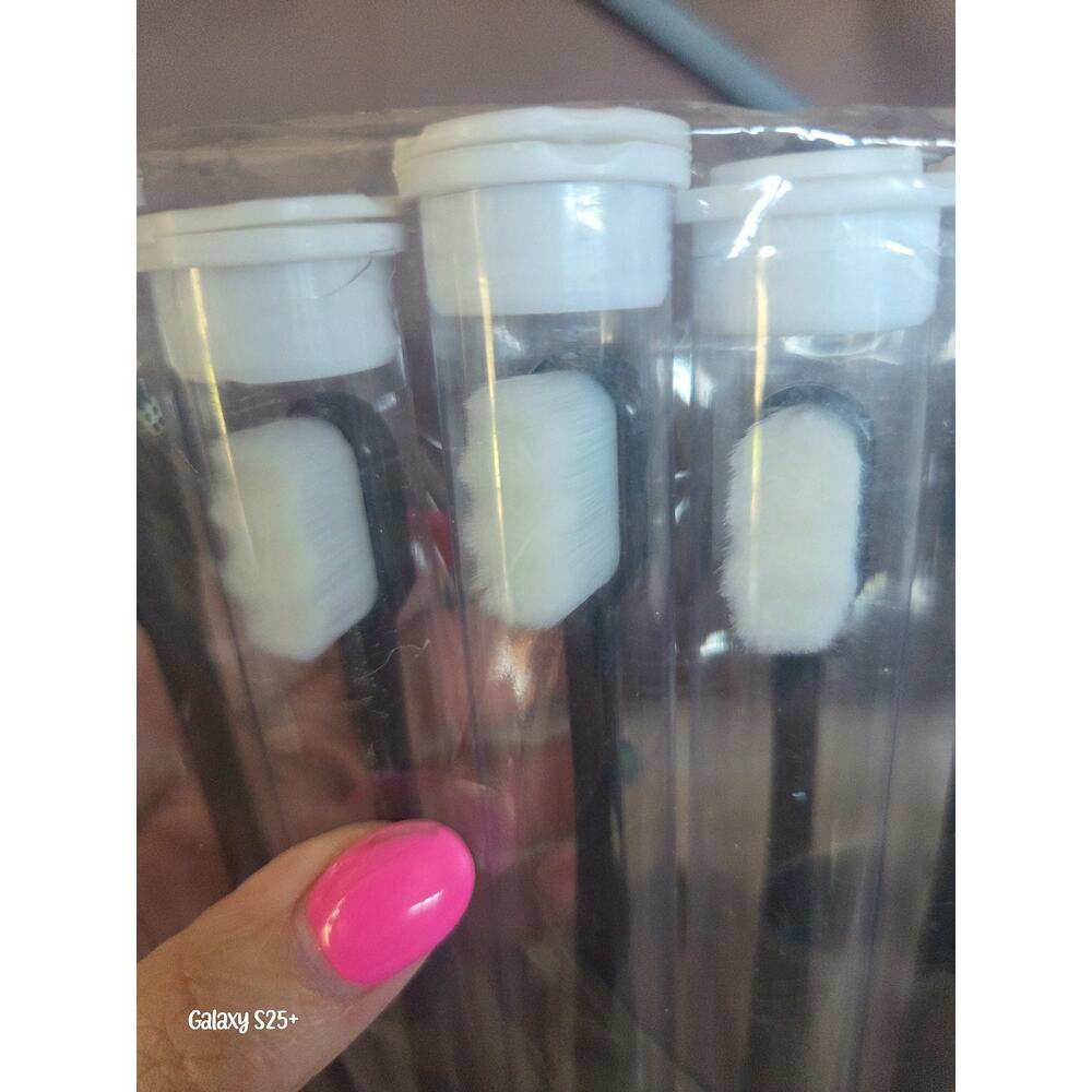 Swabs - Picture 2 of 2